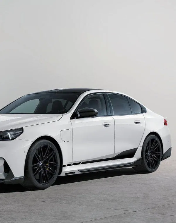 Aero Republic MP Style Side Skirts for BMW M5 M5C G90 2024-ON Carbon Fiber