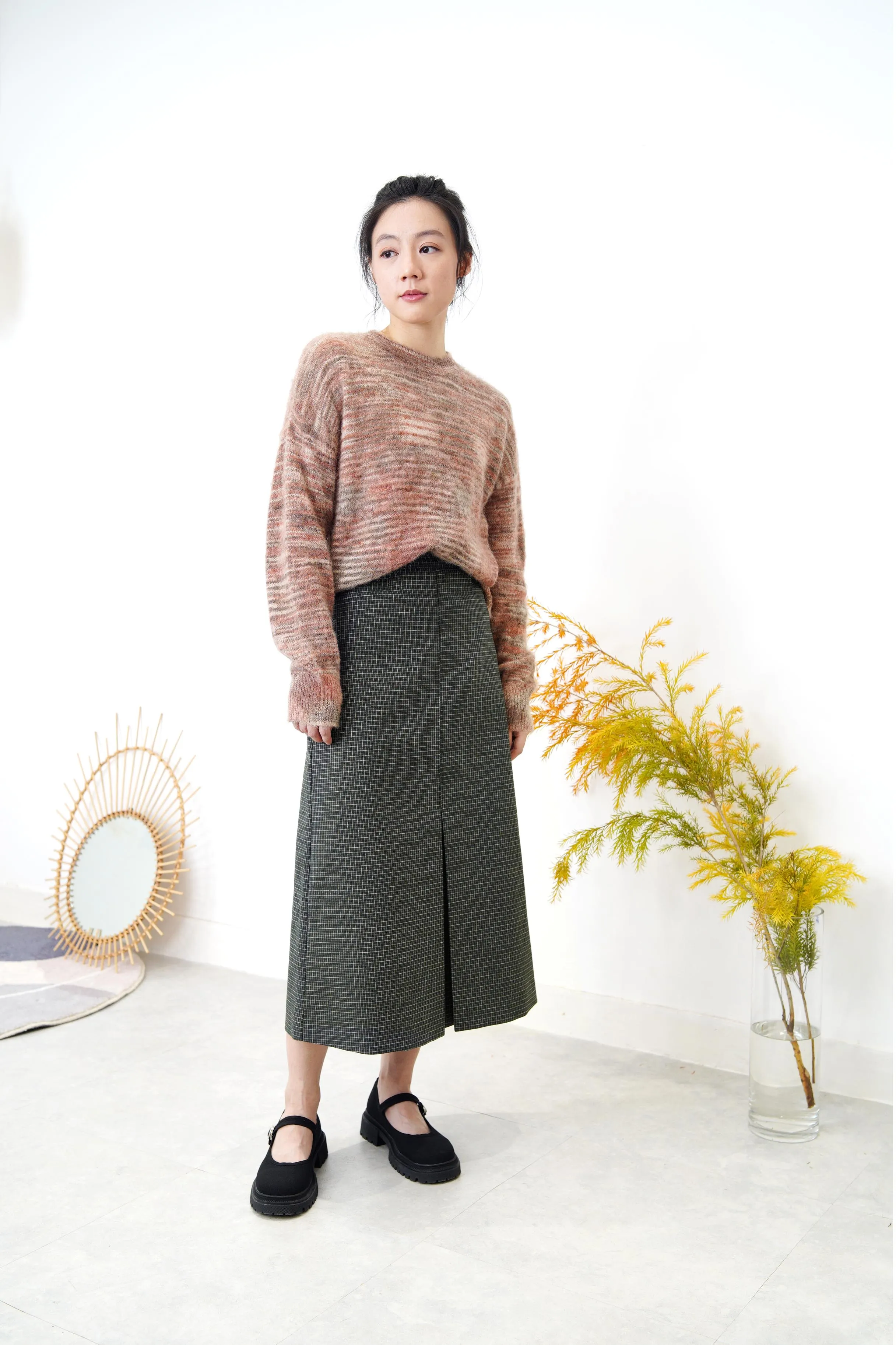 Brown tone soft sweater