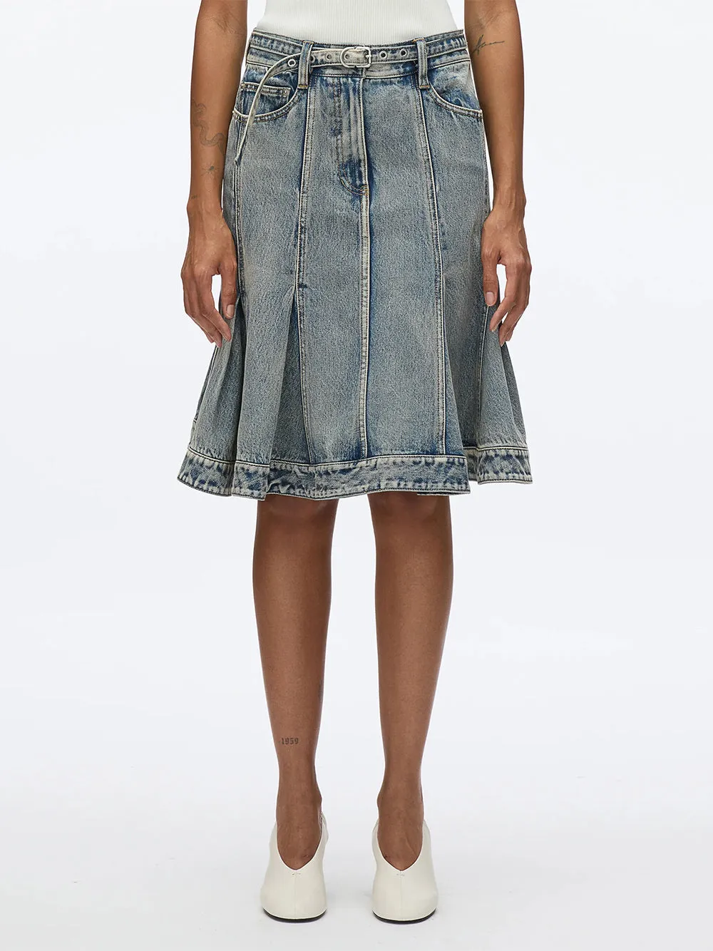 Flounce Hem Belted Denim Skirt (Washed Indigo)