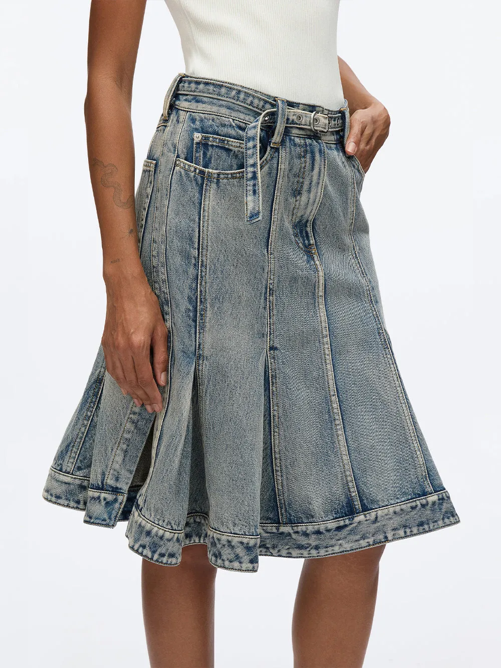 Flounce Hem Belted Denim Skirt (Washed Indigo)