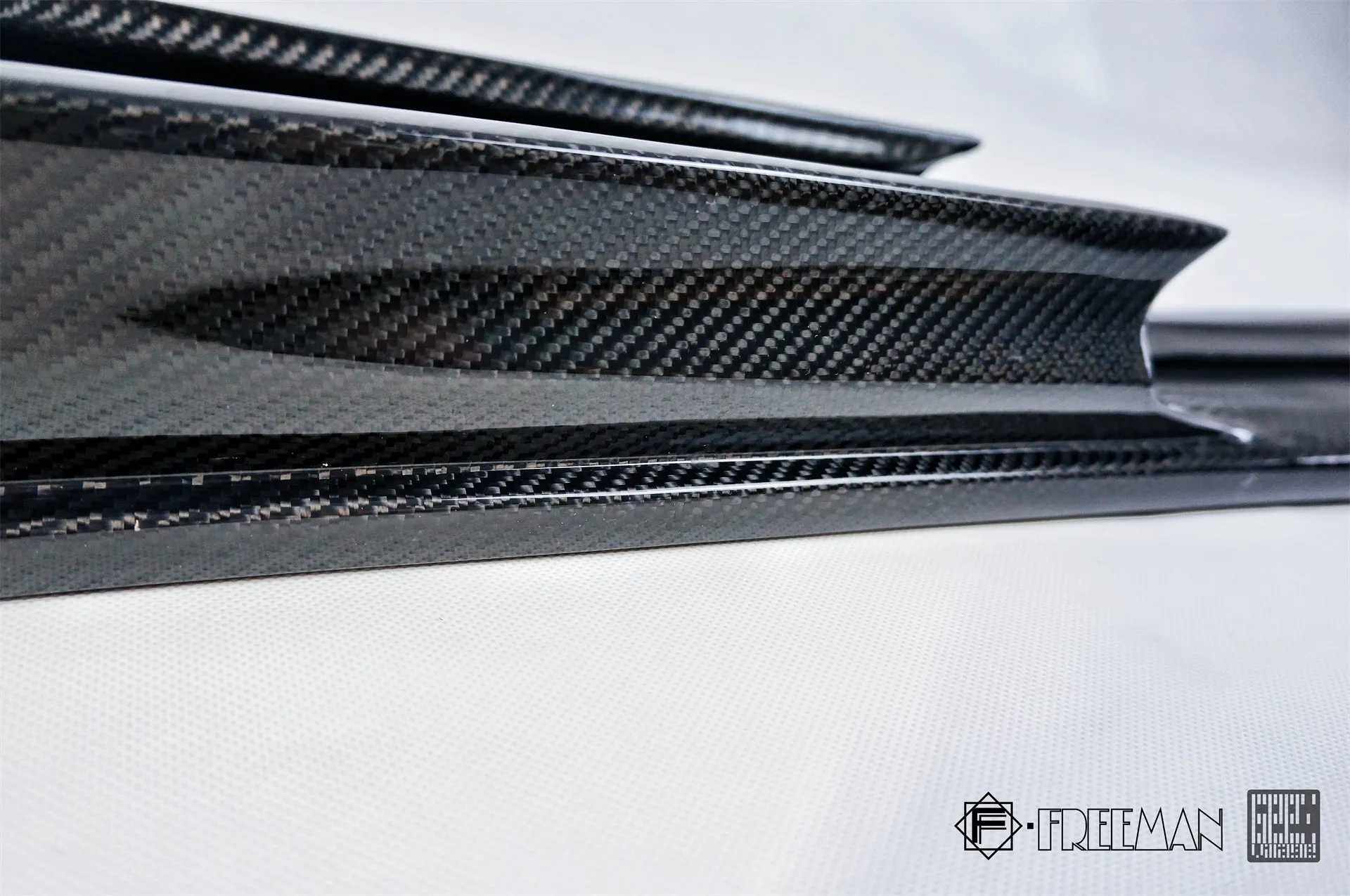 Geex Village Side Skirts for Porsche 718 Cayman Boxster Base S T GTS GT4 Spyder 2017-ON Carbon Fiber