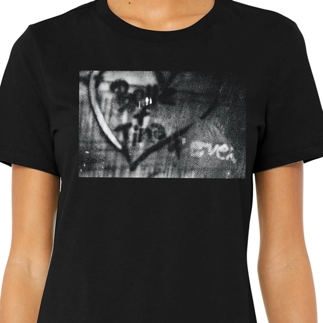 Jennifer Beals' "Bette & Tina 4 Ever" Tee in Black