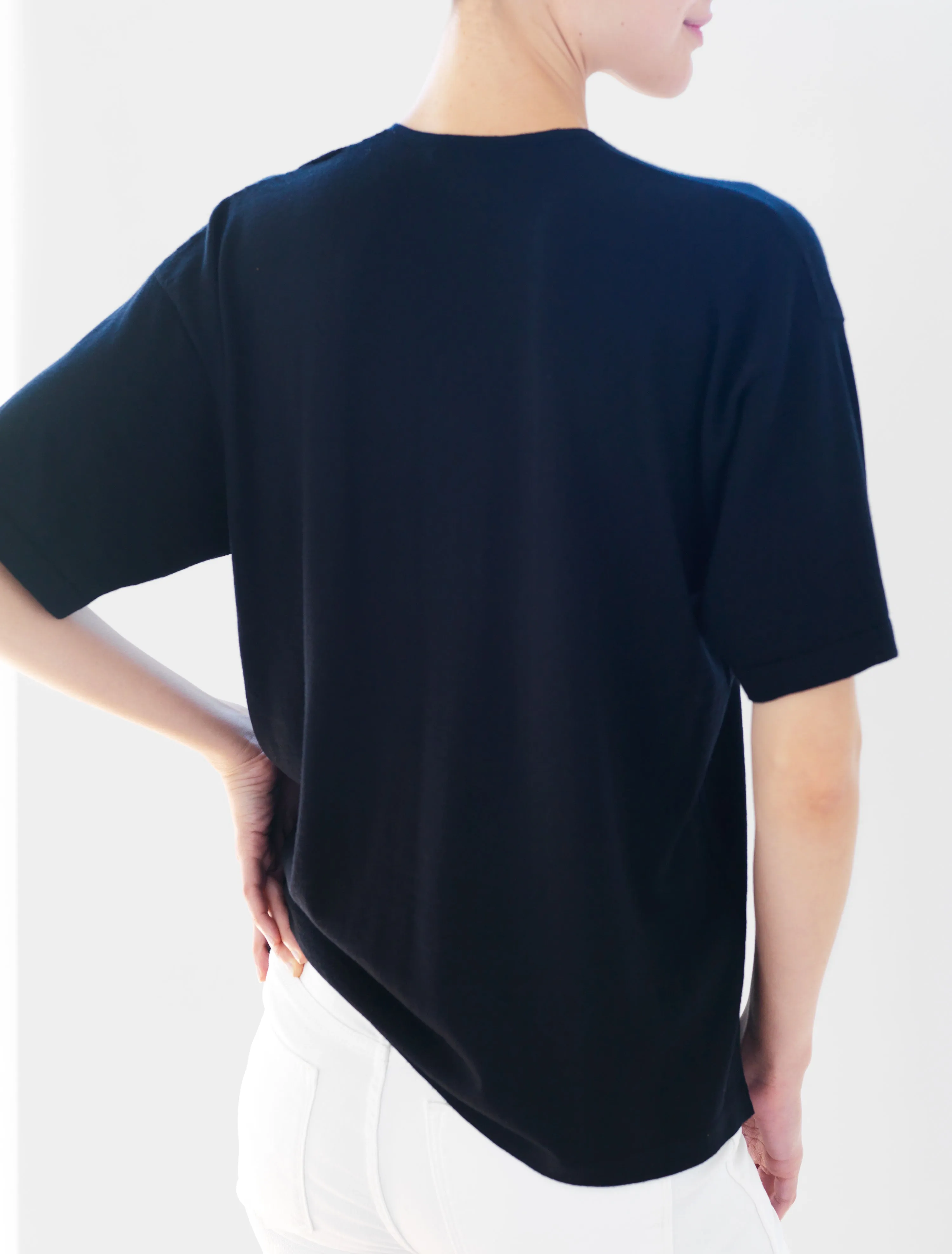 Luxo Knit T V-Neck - Black