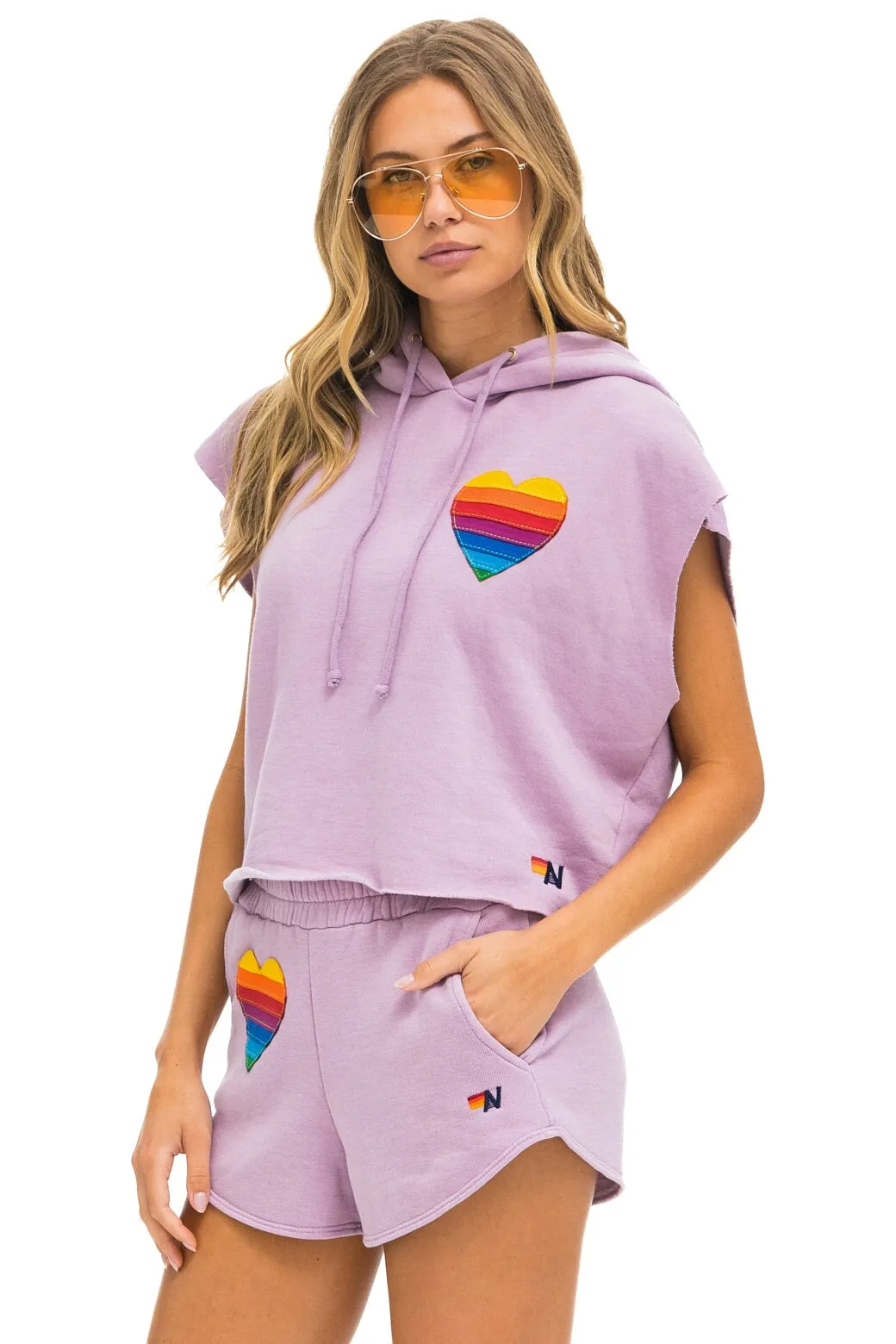 RAINBOW HEART STITCH SLEEVELESS RELAXED CROPPED PULLOVER HOODIE - MAUVE