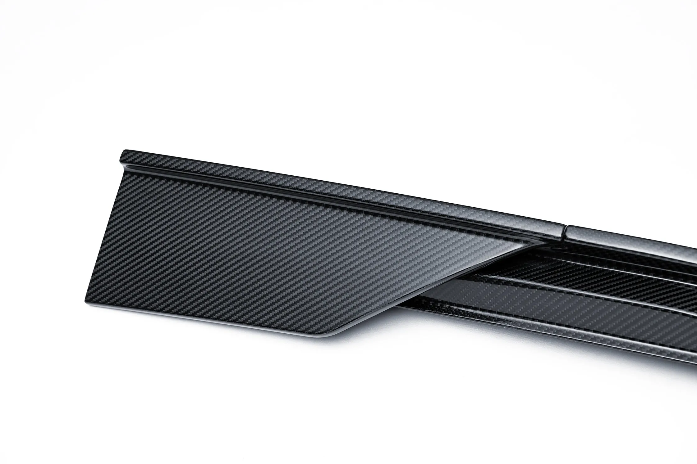 Ventus Veloce PT Side Skirts for BMW M8 M8C F91 F92 F93 Carbon Fiber
